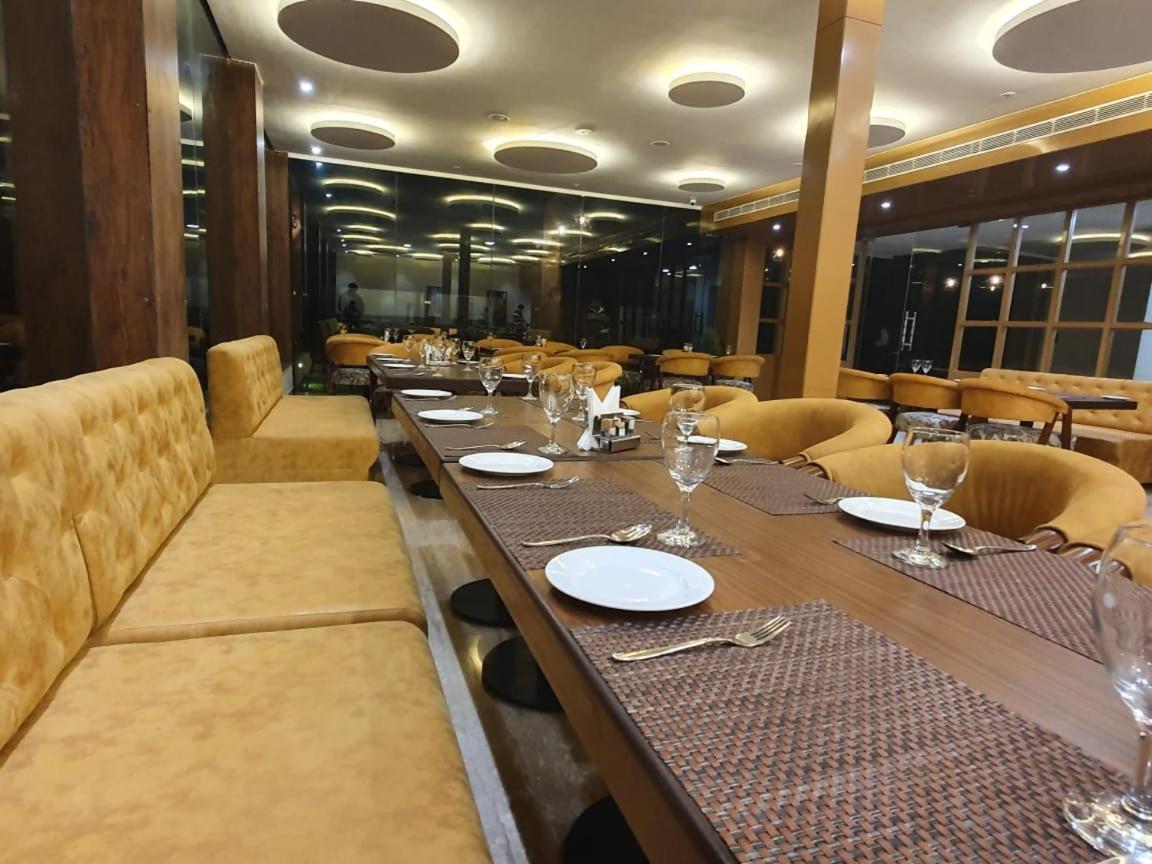 The Moziac Hotel Gwalior Exterior foto