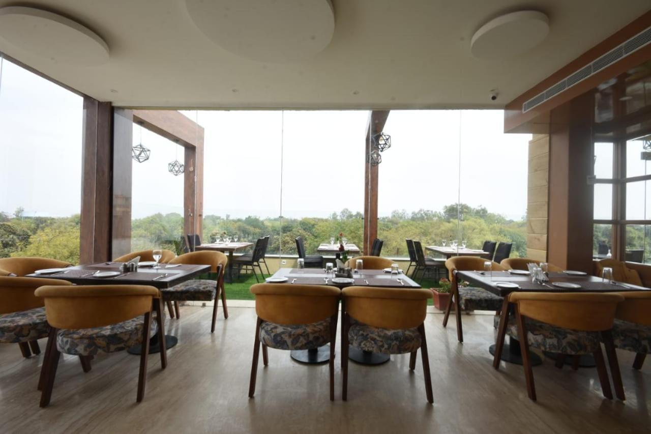 The Moziac Hotel Gwalior Exterior foto